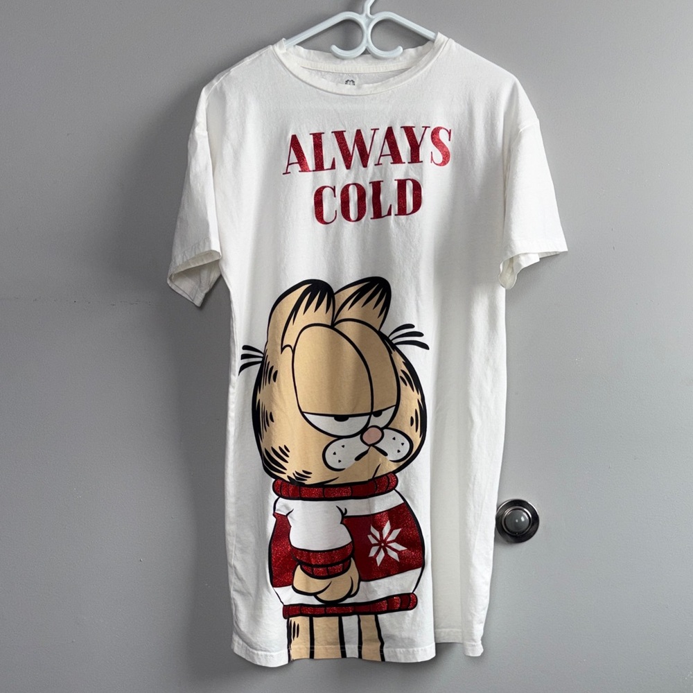 💥2/$33💥 Garfield Graphic T-Shirt Nightgown